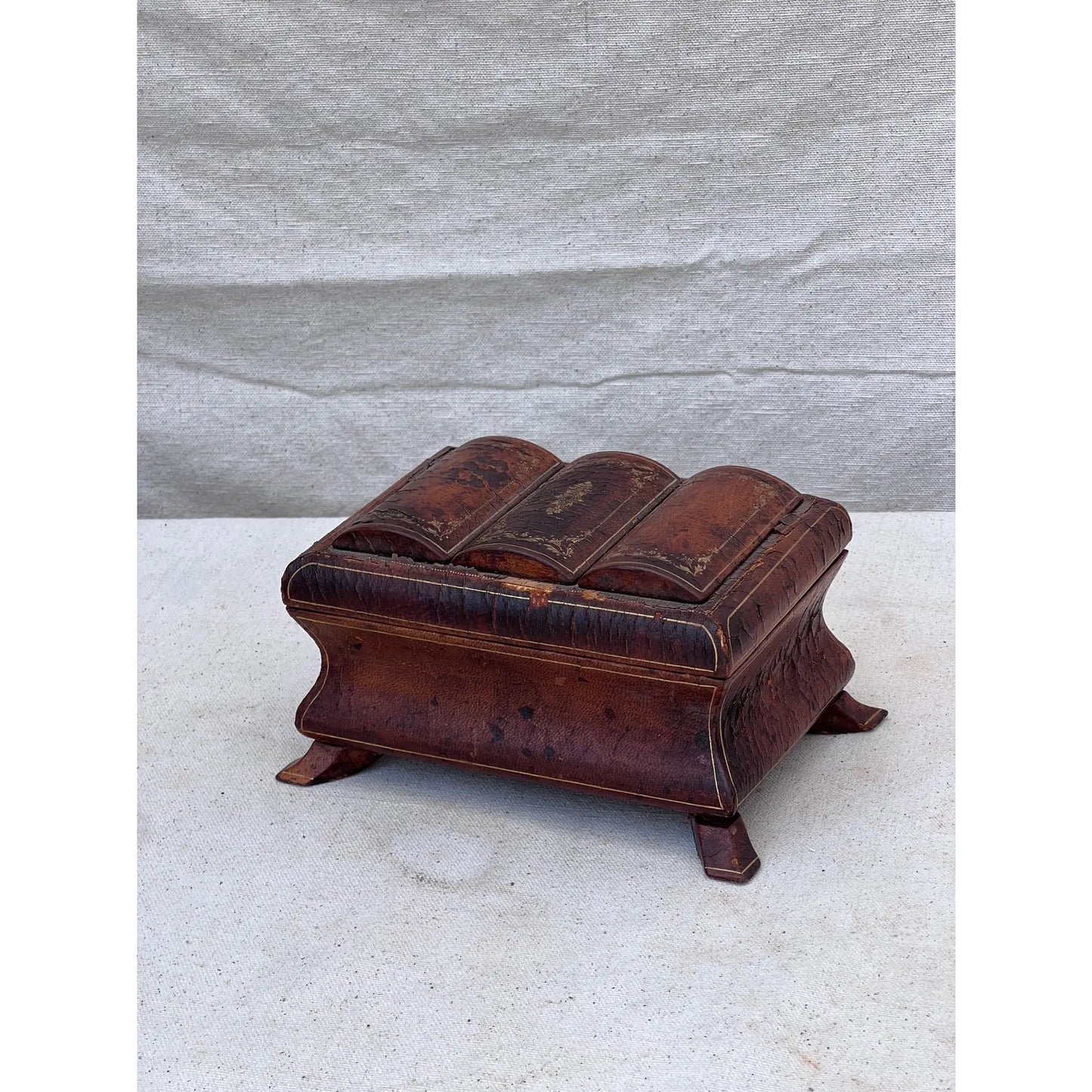 19th Century Small Leather Wrapped Bookend Lid Jewelry Box