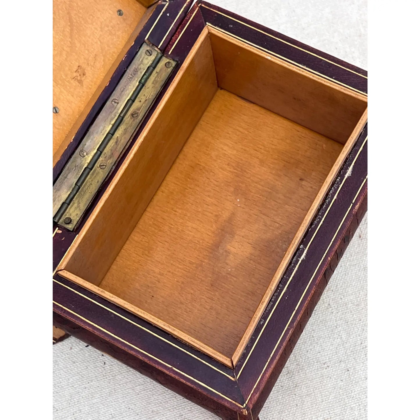 19th Century Small Leather Wrapped Bookend Lid Jewelry Box