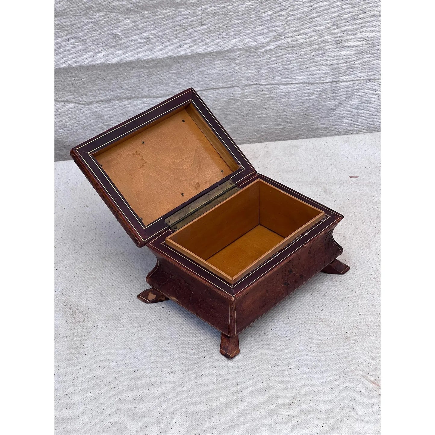19th Century Small Leather Wrapped Bookend Lid Jewelry Box