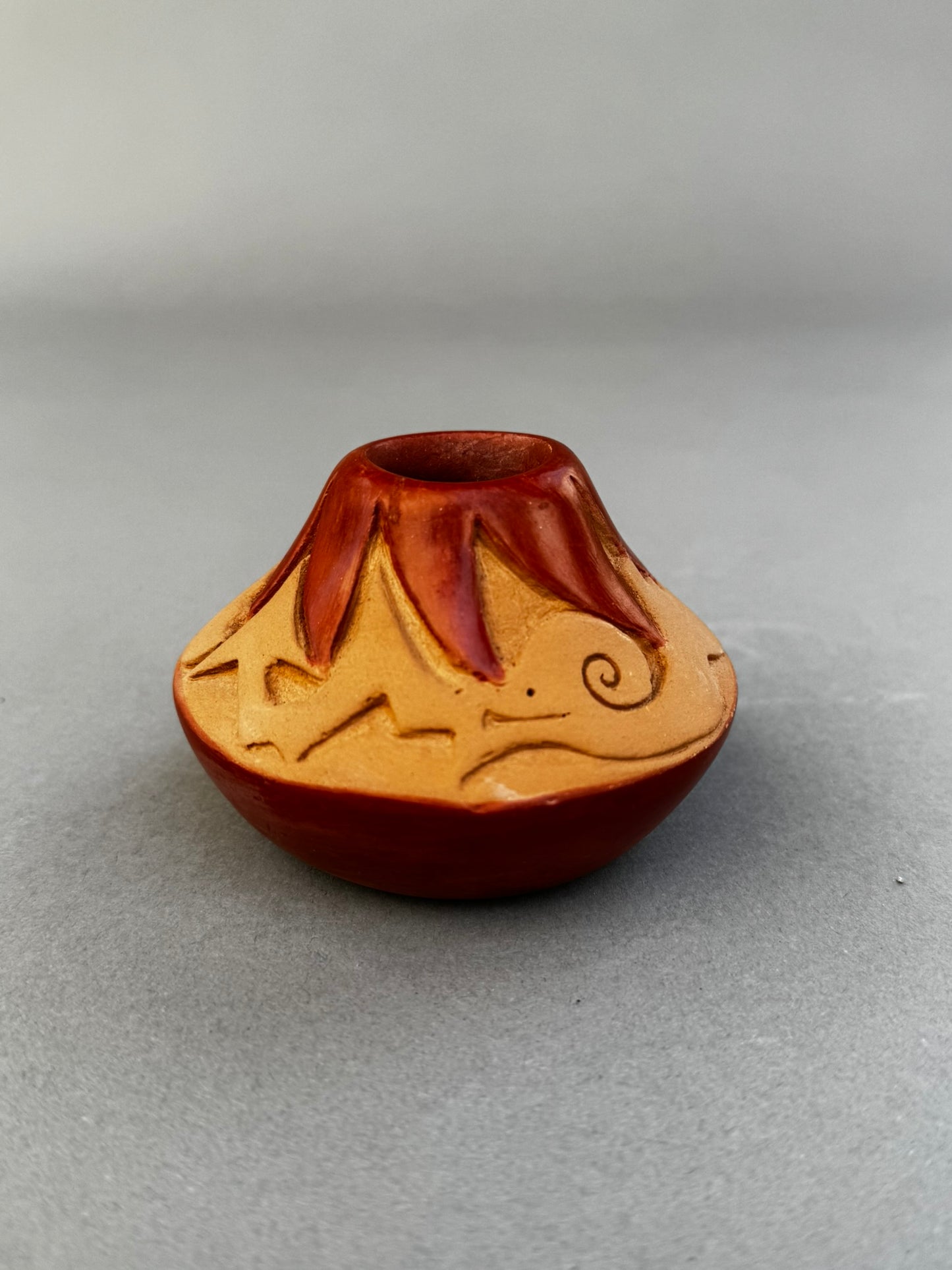 Signed Pu Wen Tsay Studio Art Pottery Vase – Miniature Hand-Carved & Glazed Ceramic with Organic Motifs