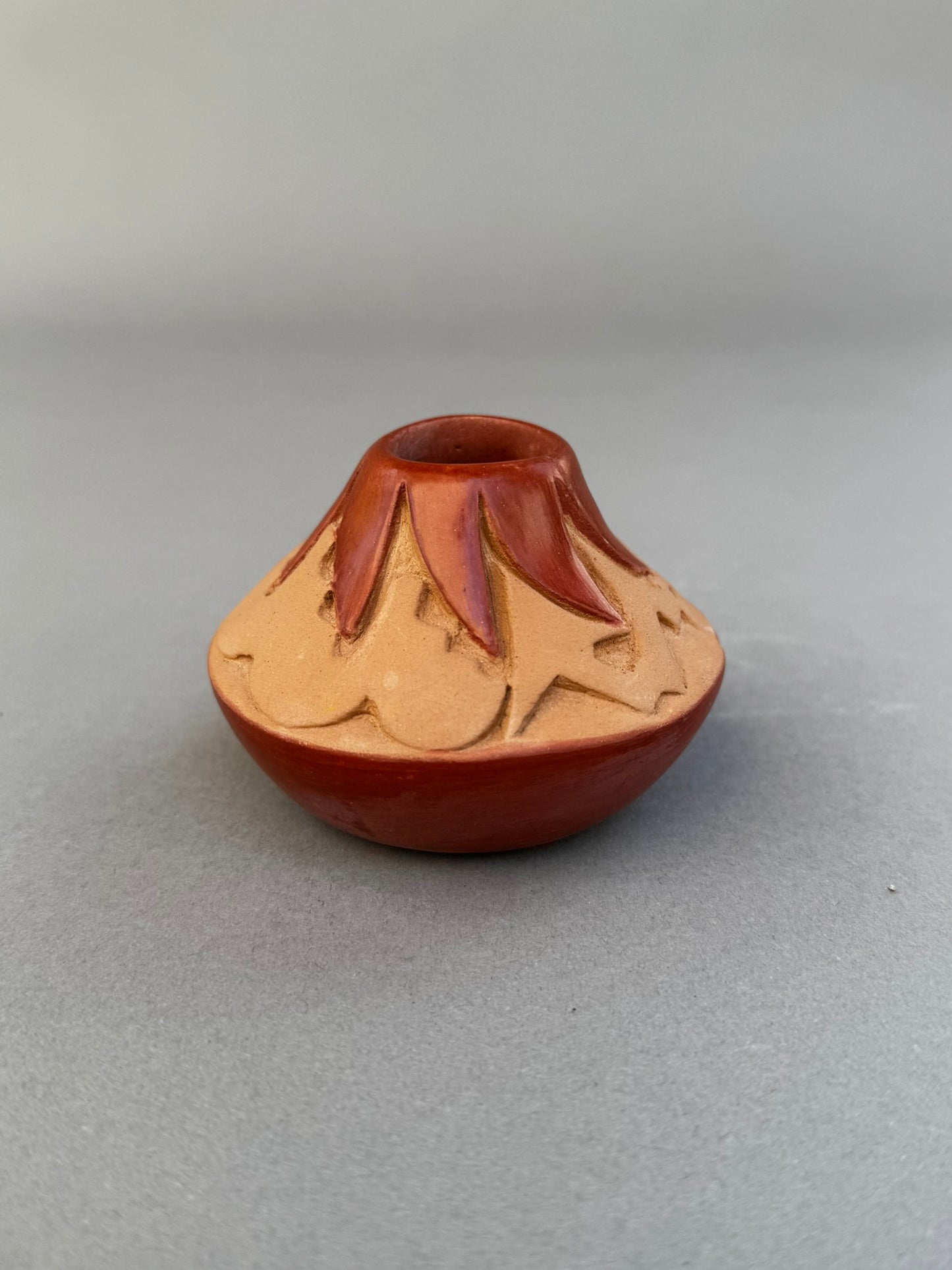 Signed Pu Wen Tsay Studio Art Pottery Vase – Miniature Hand-Carved & Glazed Ceramic with Organic Motifs