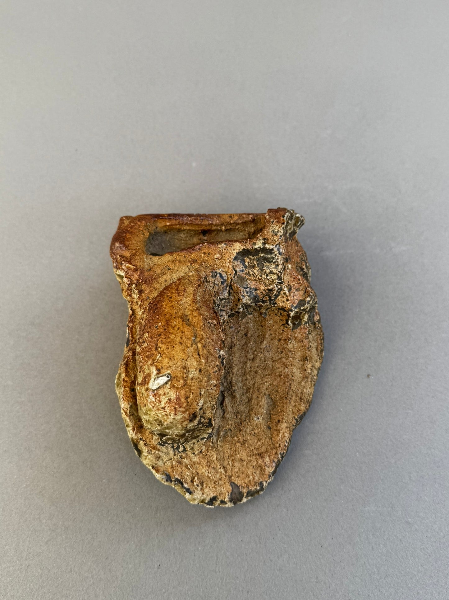 Hand-Formed Brutalist Ceramic Sculpture – Organic Abstract Studio Pottery, Textured Earth-Tone Glaze