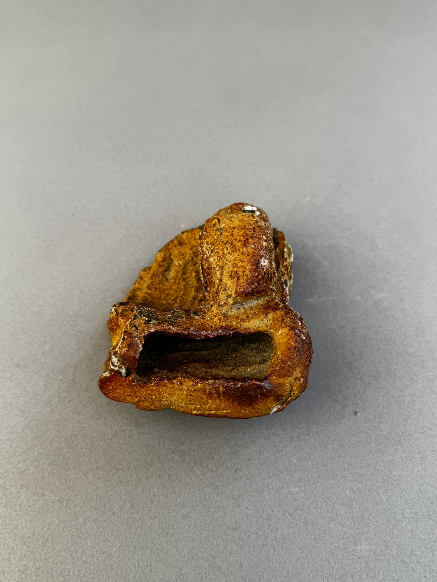 Hand-Formed Brutalist Ceramic Sculpture – Organic Abstract Studio Pottery, Textured Earth-Tone Glaze