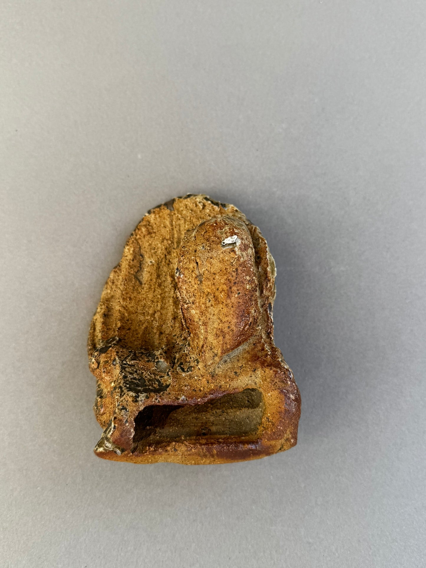 Hand-Formed Brutalist Ceramic Sculpture – Organic Abstract Studio Pottery, Textured Earth-Tone Glaze