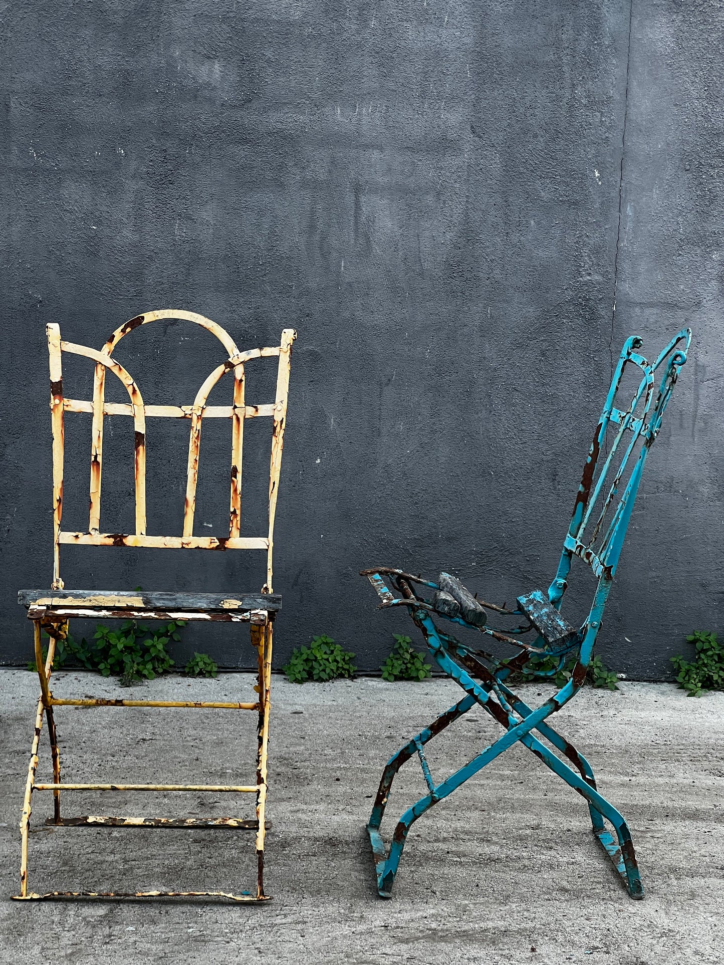 French Antique Metal Iron Wood Folding Bistro Garden Chair Set of 4