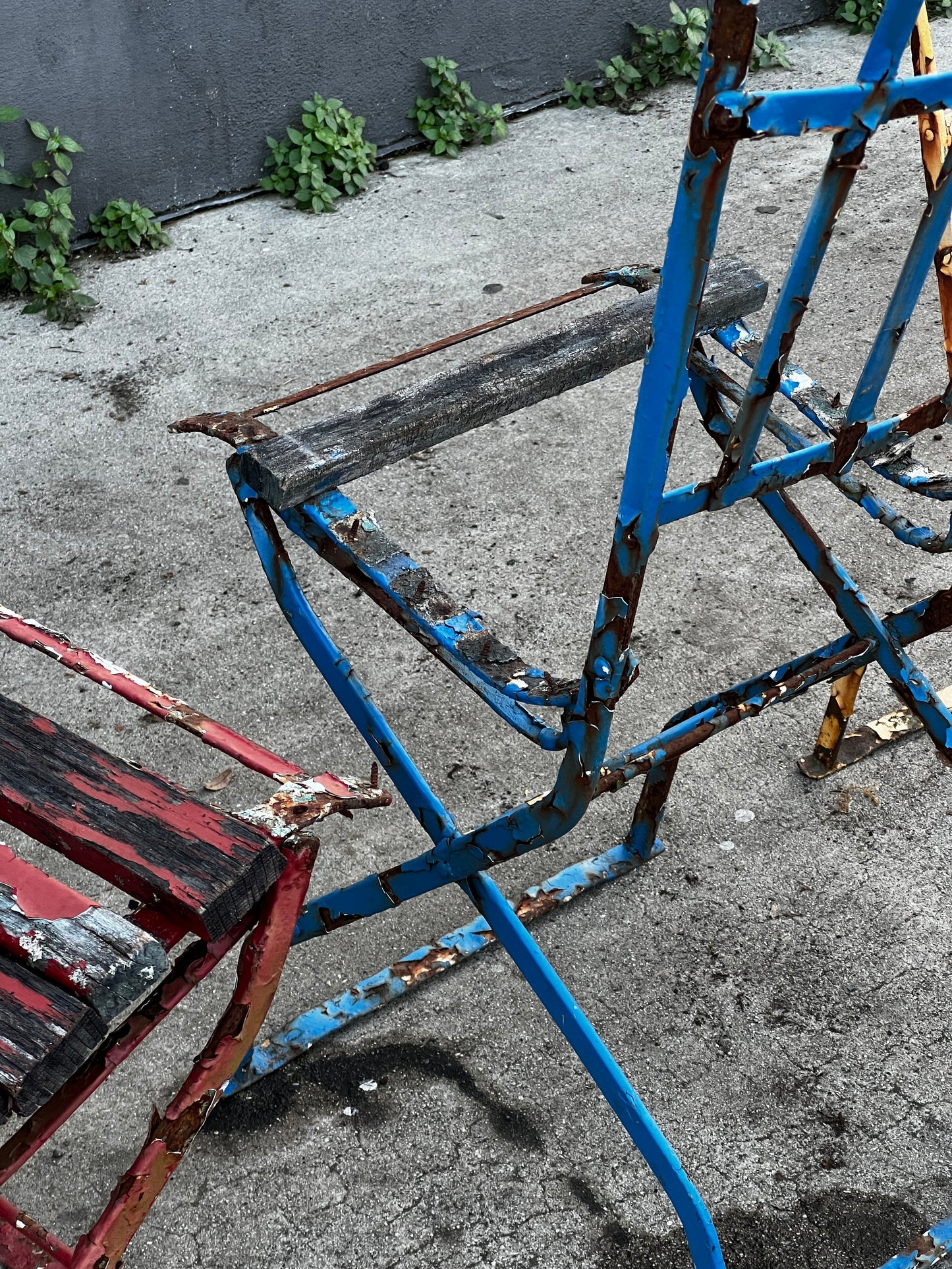 French Antique Metal Iron Wood Folding Bistro Garden Chair Set of 4