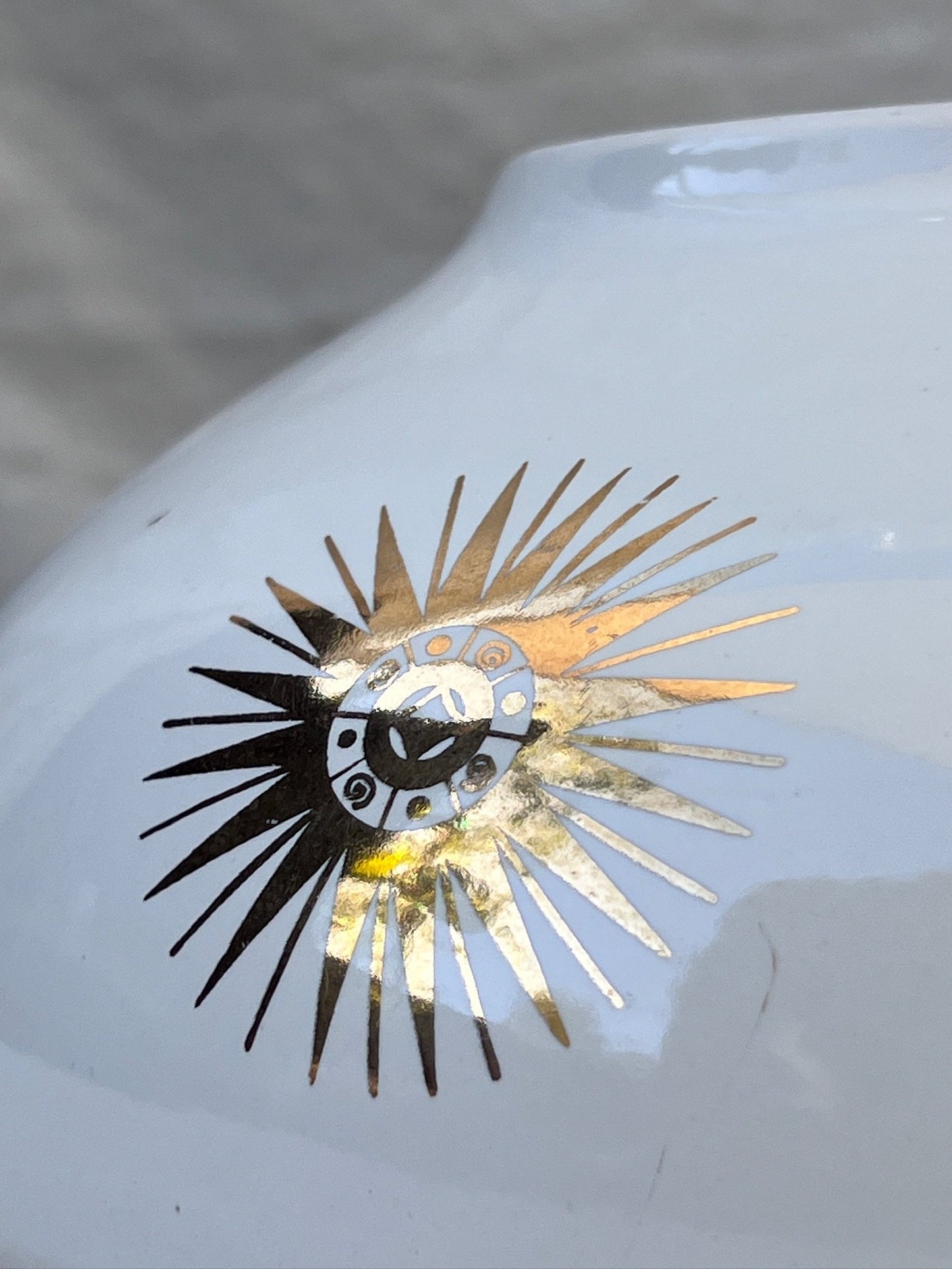 George Briard Ceramic White and Gold Sunburst Bowl