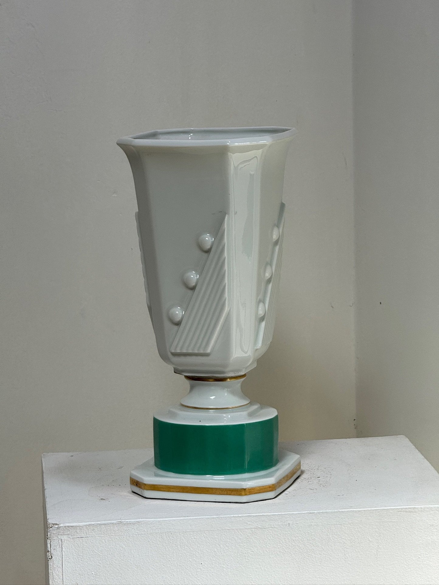 Vintage Art Deco Green and White Ceramic Lamp