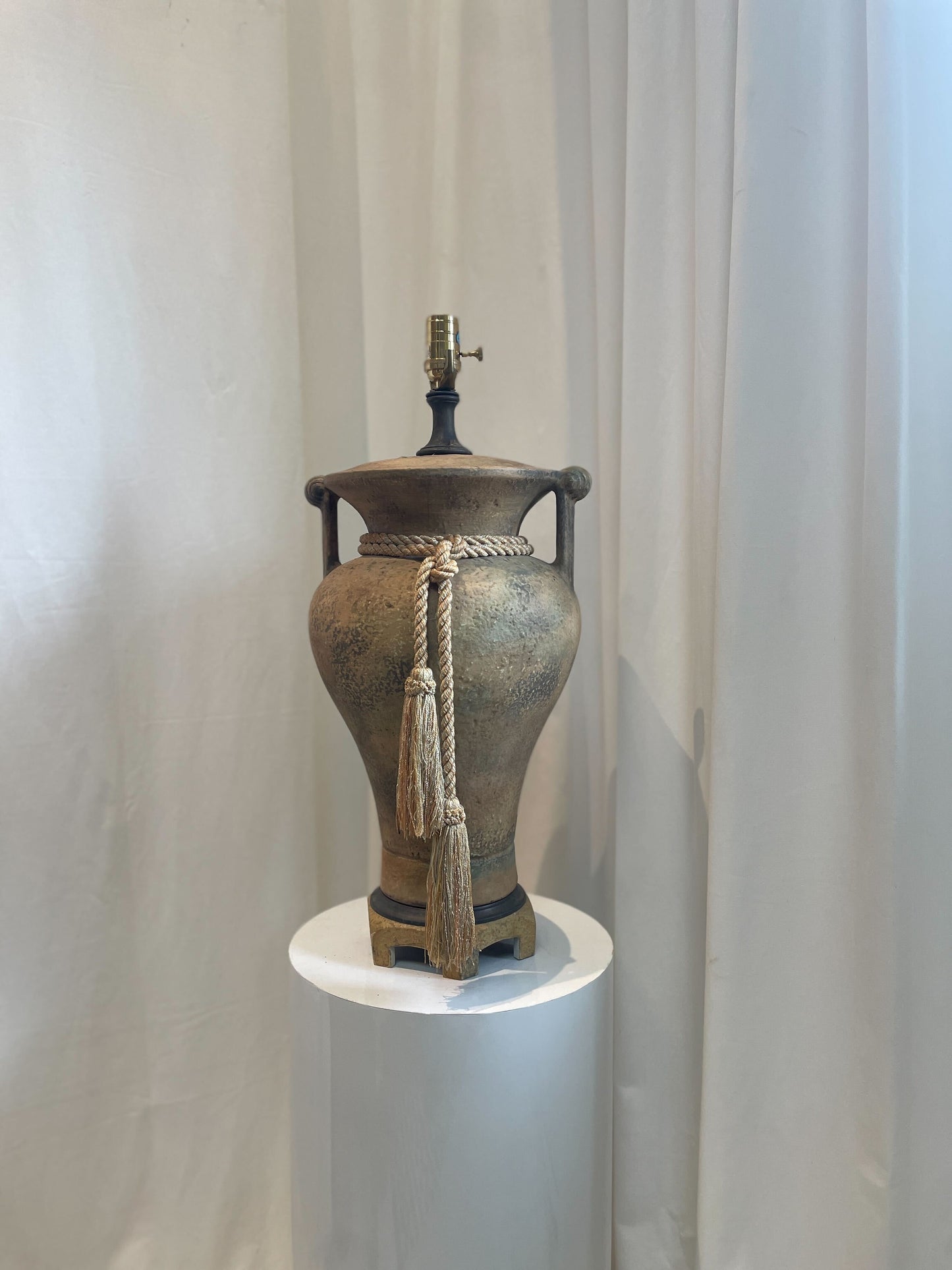 Pair of Vintage Porcelain Chinoiserie Beige Ginger Jar Table Lamps