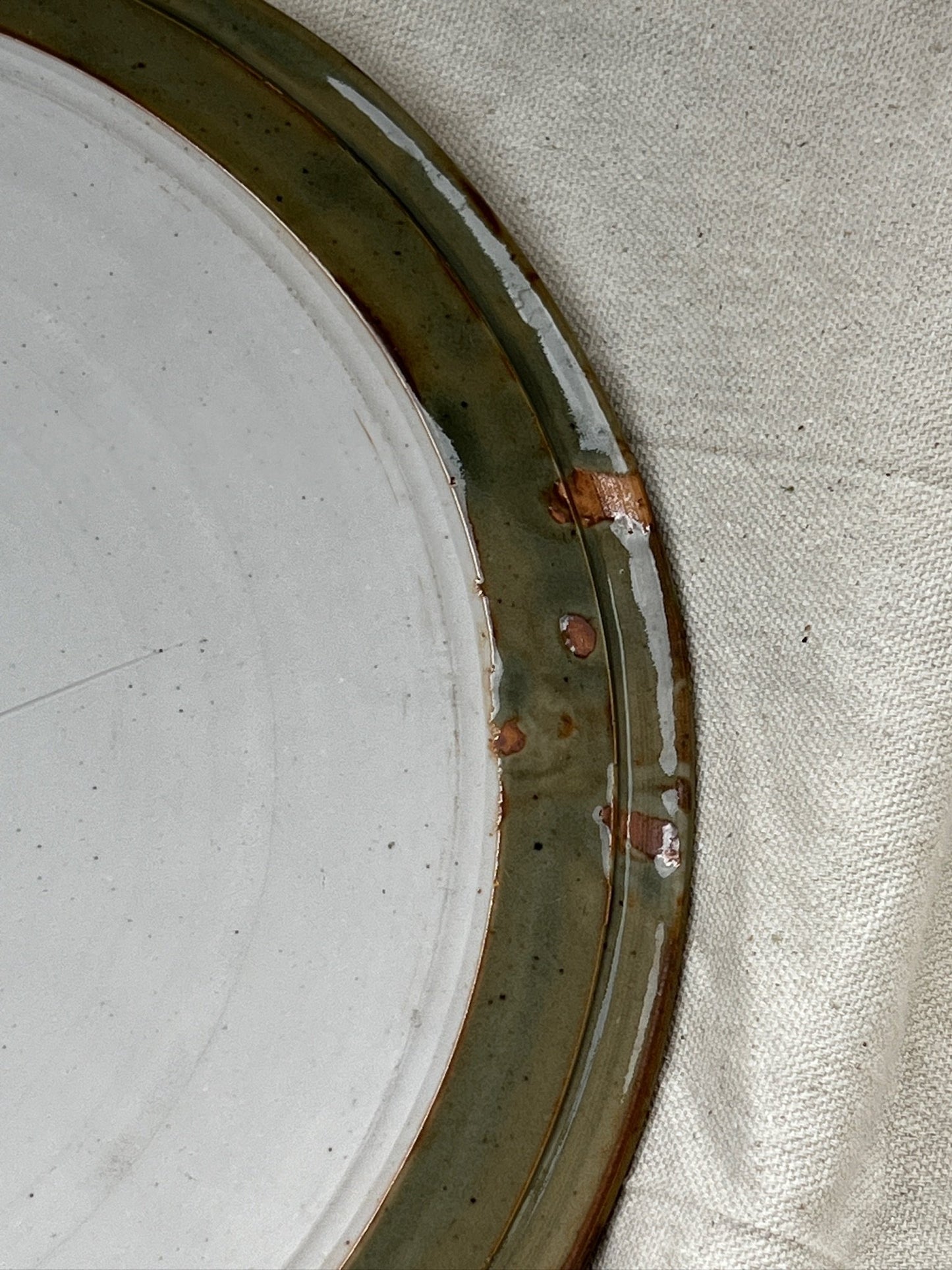 Signed vintage ceramic cake plate - earthy green