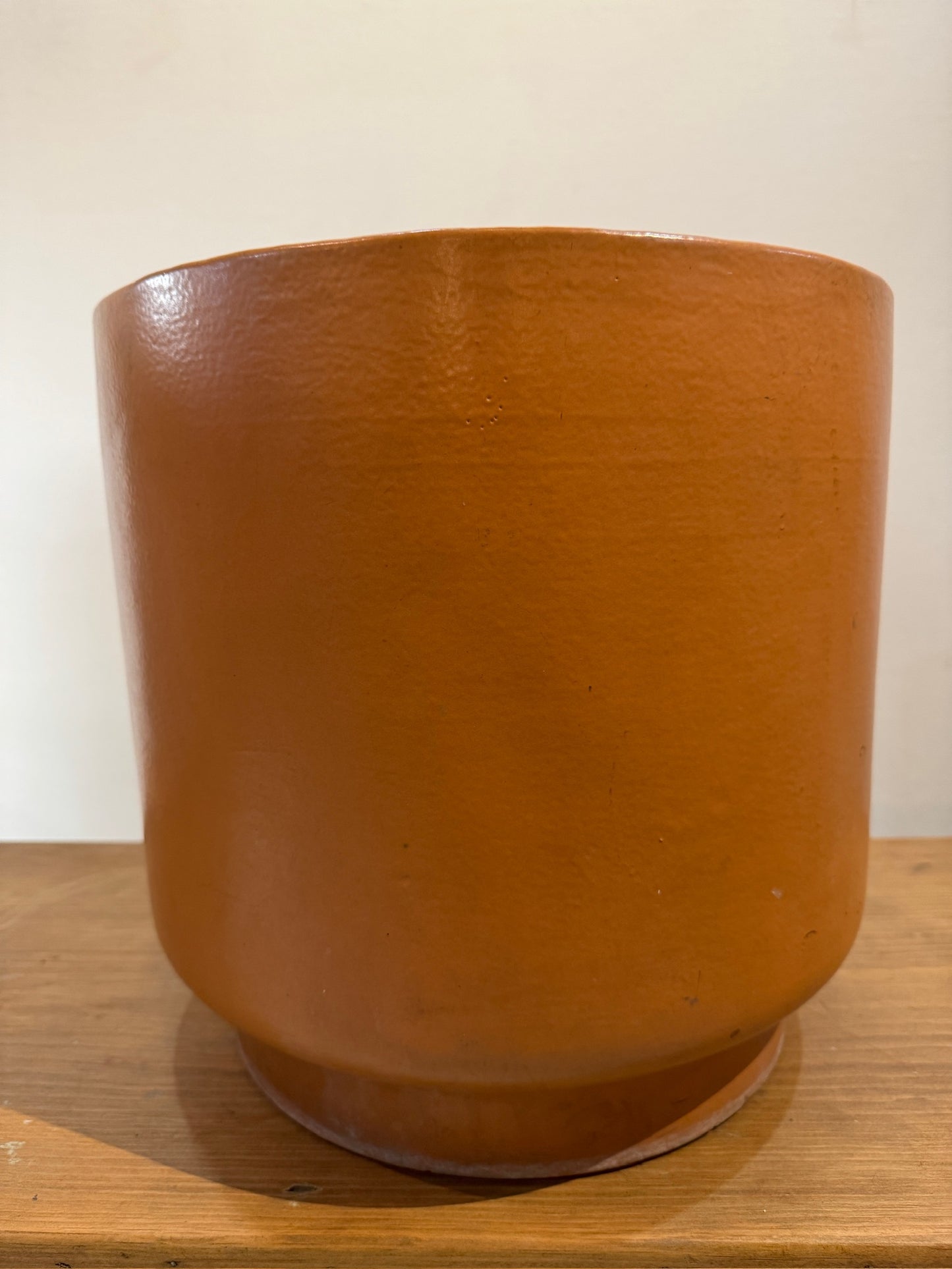 Architectural Ceramics Mid-Century Planter with Rim and Front Chip, Oakland , CA