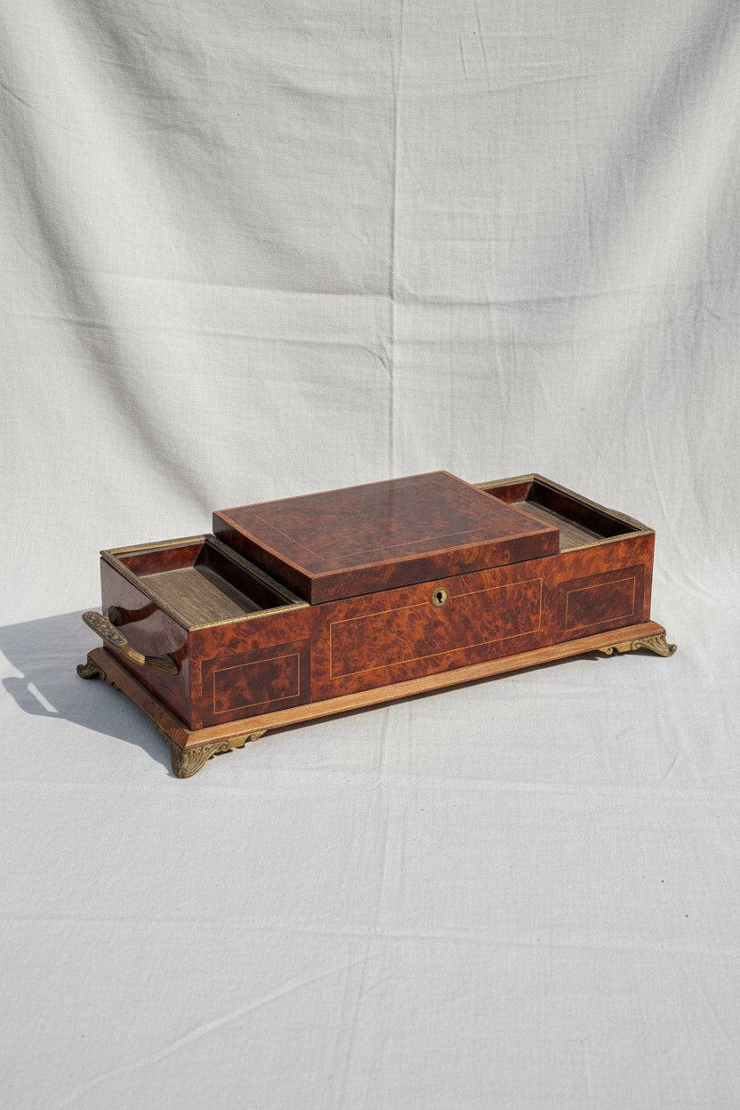 Handcrafted exotic wood jewellery box with smooth finish and elegant design, perfect for storing fine accessories and keepsakes — Hommes and Gardens, Home Decor Collection, Decorative Boxes, Jewelry Holders, luxury wooden decor, handcrafted gifts, natural wood design, interior accessories, timeless storage, elegant home style.