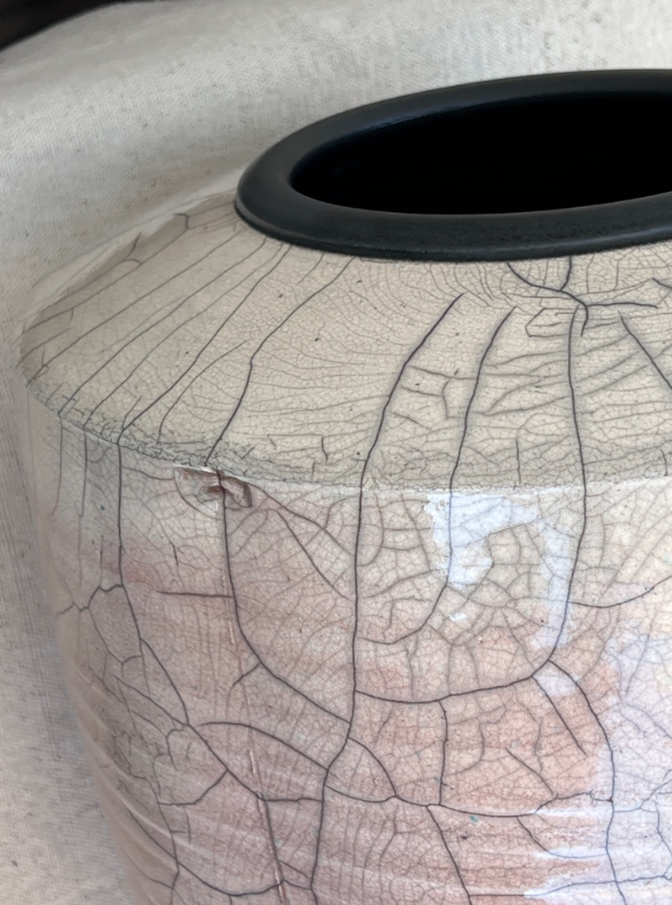 Handcrafted large Raku ceramic vase with intricate crackle texture, decorative art pottery that elevates both modern and rustic décor — Hommes and Gardens, Vases + Vessels Collection, Landscape Architect, Interior Designer, Outdoor Living, Art, Furniture, Objects, Best Gifts, Nature, Backyard, Yard, Outdoor Decorations, Home Decor, Home Design, Luxury Design.
