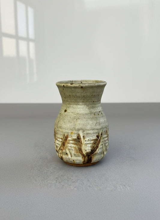 Hand-thrown studio pottery vase signed A.G.E. with textured abstract banding and beige-grey glaze accented in ash brown, handcrafted ceramic art — Hommes and Gardens, Home Decor Collection, landscape design, plant design, Landscape Architect, Interior Designer, Outdoor Living, Outdoor Decorations, Home Design, Luxury Design, Art, Furniture, Objects, Best Gifts, Nature, Backyard, Yard.