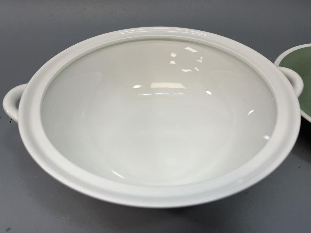 Mid-Century Modern Susie Cooper Spiral Fern Casserole with lid