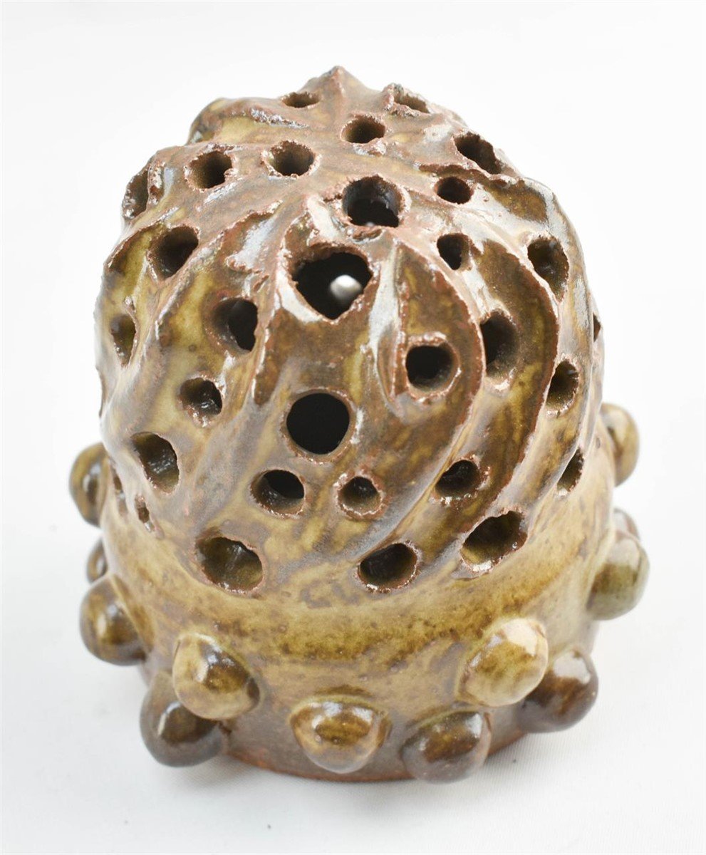 Naïve Art Pottery - Flower frog - Signed Mary