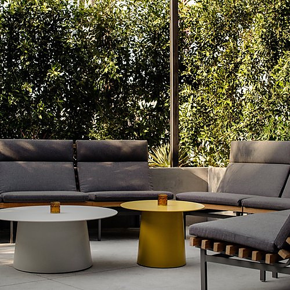 Sycamore garden, Los Angeles landscape design by Hommes + Gardens, view 1