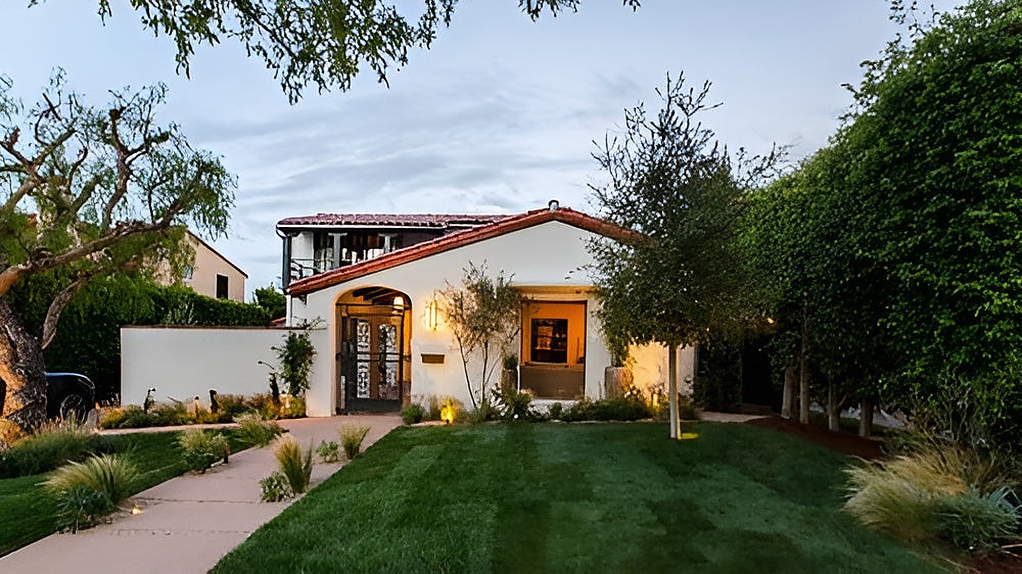 El Camino, Los Angeles landscape design project by Hommes + Gardens