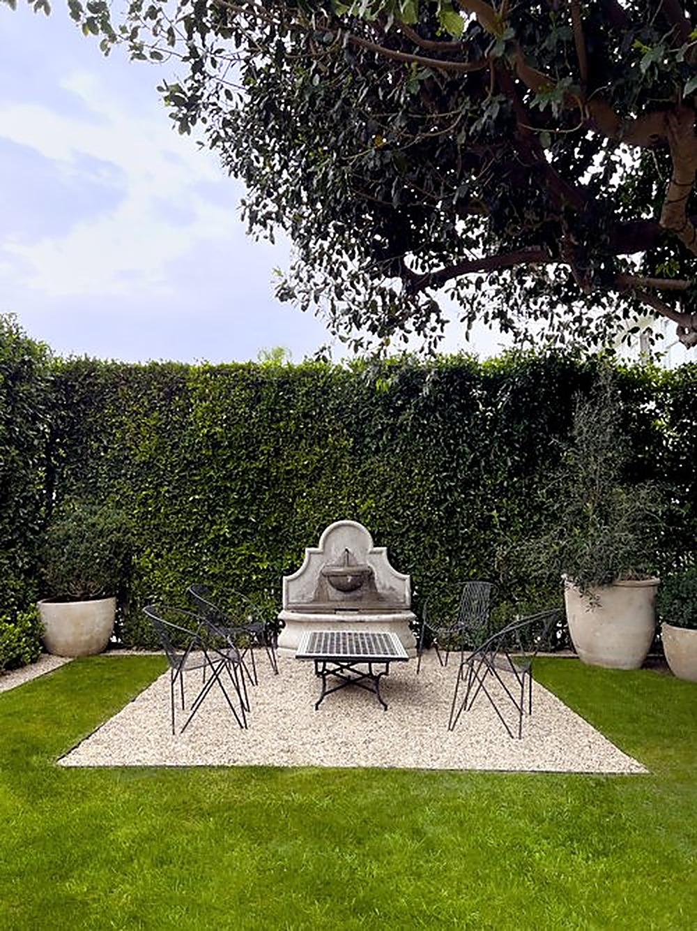 Ogden garden, Los Angeles landscape design by Hommes + Gardens, view 4