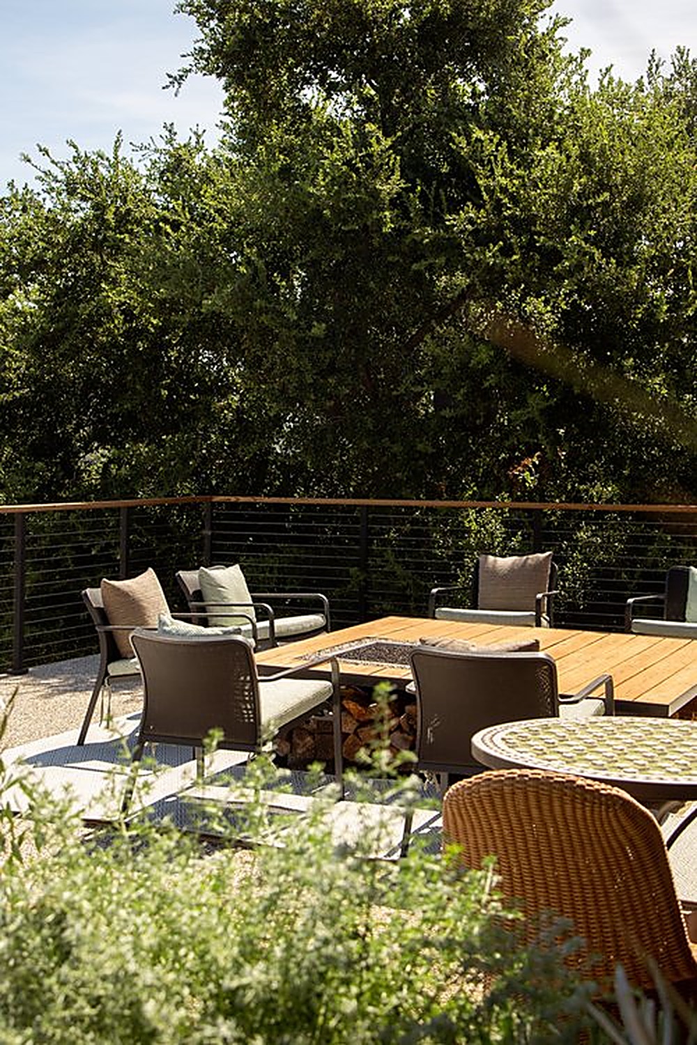 Encino Hills garden, Los Angeles landscape design by Hommes + Gardens, view 6