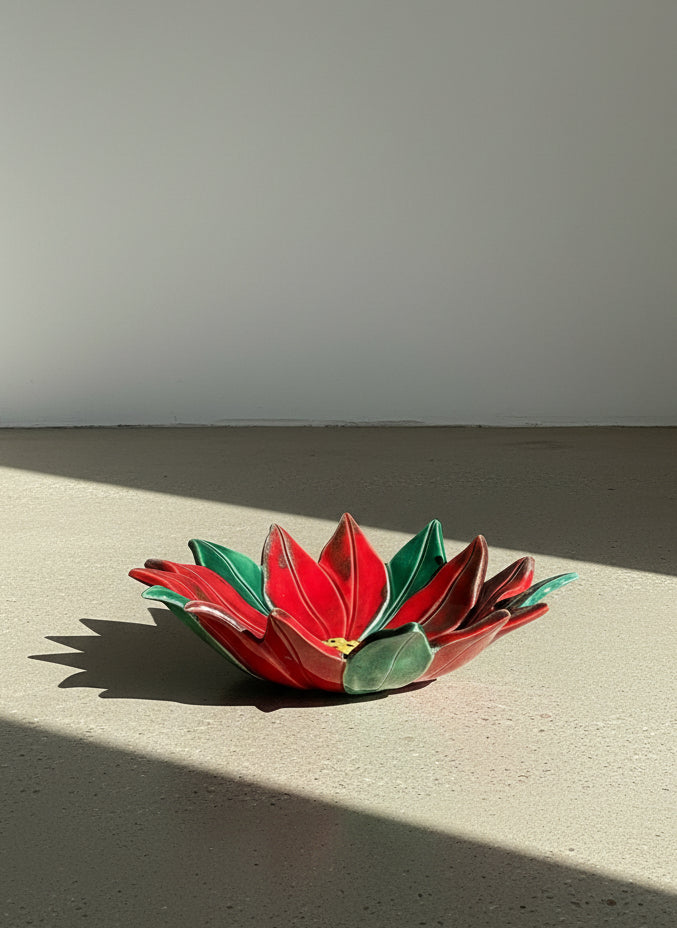 Rare 1966 Atlantic Mold Handcrafted Red & Green Poinsettia Ceramic Decorative Bowl