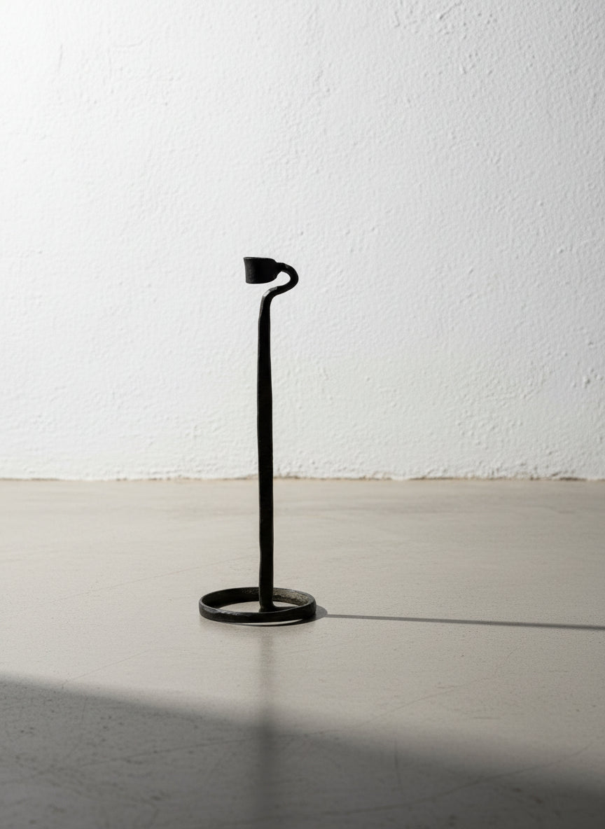 Antique Hand-Forged Wrought Iron Candle Holder with Spiral Base – Early Primitive Blacksmith-Made Ironwork