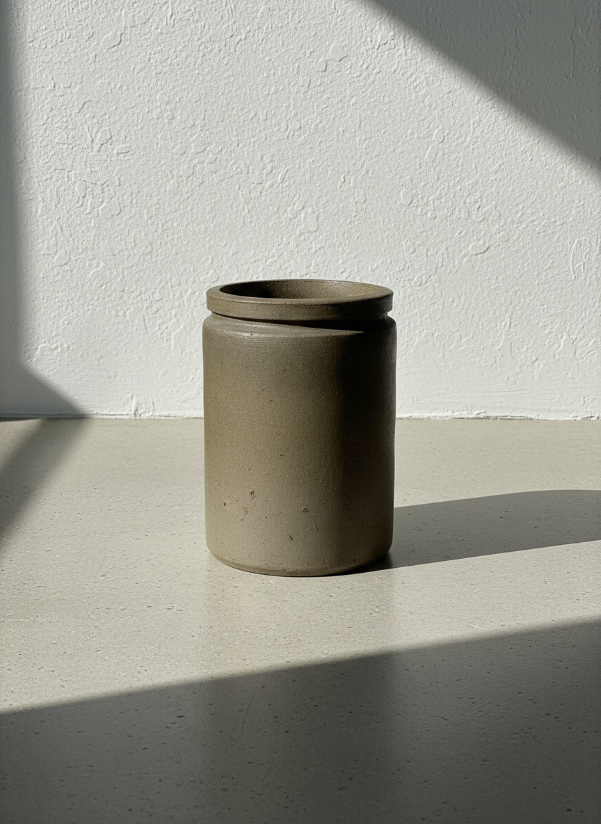 Antique Shenandoah Valley Primitive Stoneware Crock Jar with Rolled Rim, Strasburg, Virginia