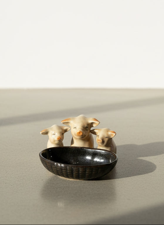 Charming Vintage Ceramic Piglet Trio Trinket Dish – Handcrafted Animal Figurine Bowl made in Germany