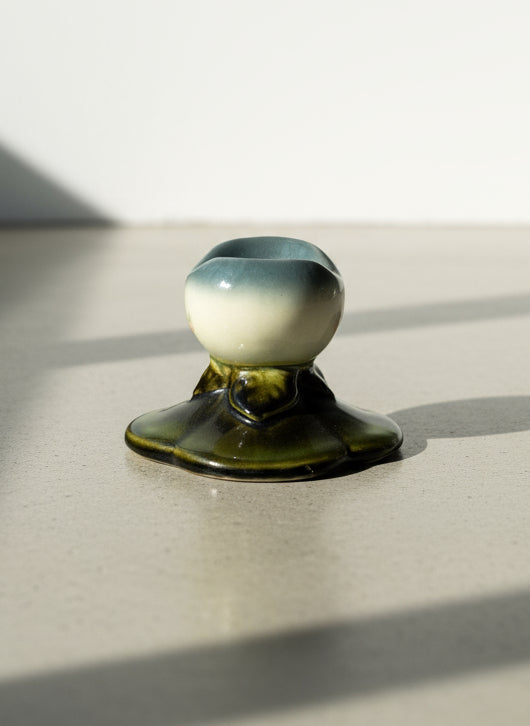 Hull Pottery USA 1950s Candle Holder – Vintage Art Deco Floral in Green & Rose Ombre Glaze