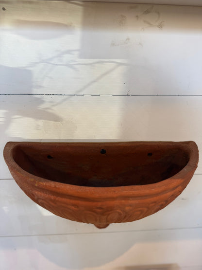 Vintage Italian Terracotta Wall Pocket Planter – Handcrafted Fluted Design