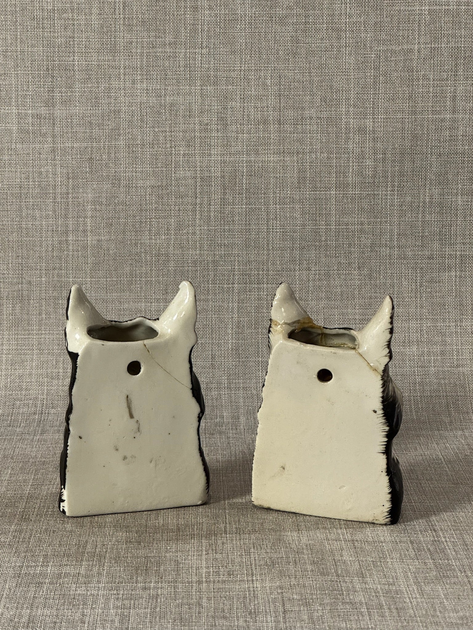 Mid-Century Japanese Scottie Dog Ceramic Wall Pocket Pair – Hand-Painted Figural Canine Décor