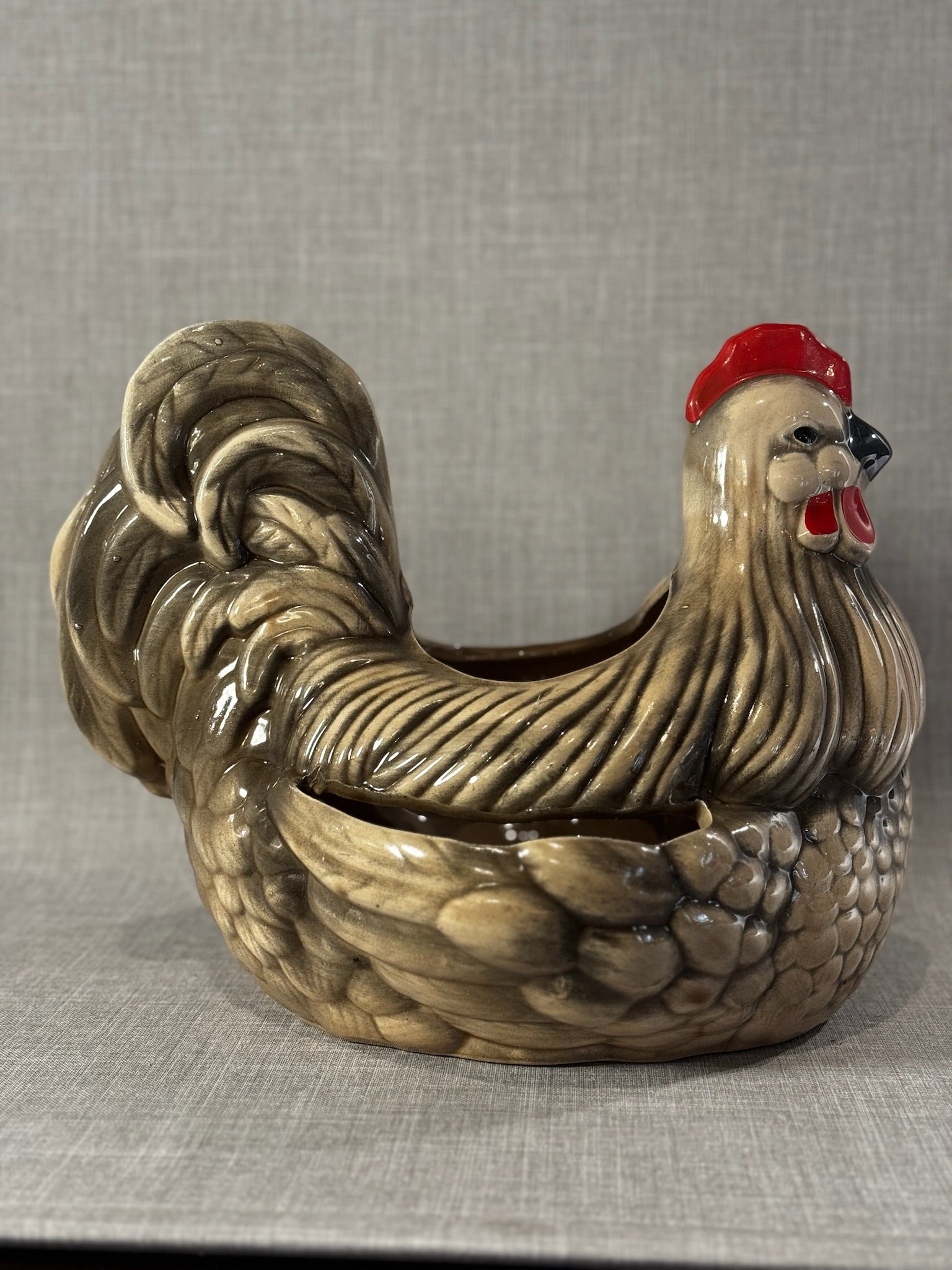 Vintage 1976 Arnel's Hand-Painted Ceramic Hen Planter – Farmhouse Country Decor