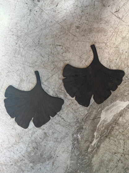 Pair of Hand-Cut Metal Palm Leaves – Decorative Patinated Steel Botanical Sculptures