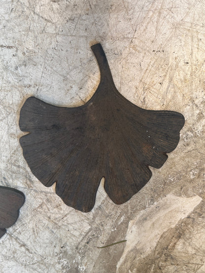 Pair of Hand-Cut Metal Palm Leaves – Decorative Patinated Steel Botanical Sculptures