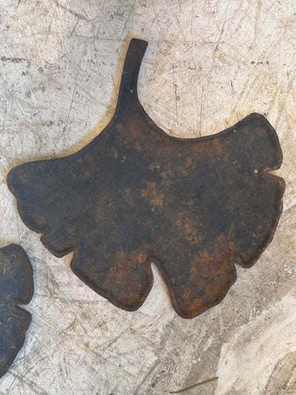 Pair of Hand-Cut Metal Palm Leaves – Decorative Patinated Steel Botanical Sculptures