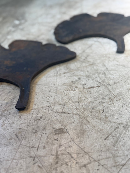 Pair of Hand-Cut Metal Palm Leaves – Decorative Patinated Steel Botanical Sculptures