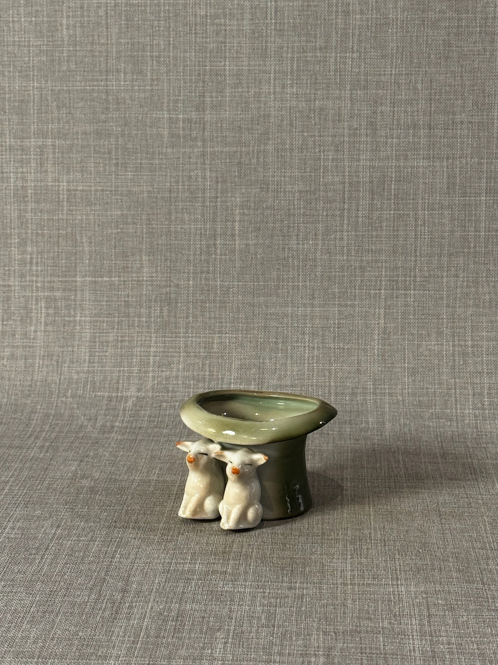 Charming Vintage Ceramic Piglet Trio Trinket Dish – Handcrafted Animal Figurine Bowl