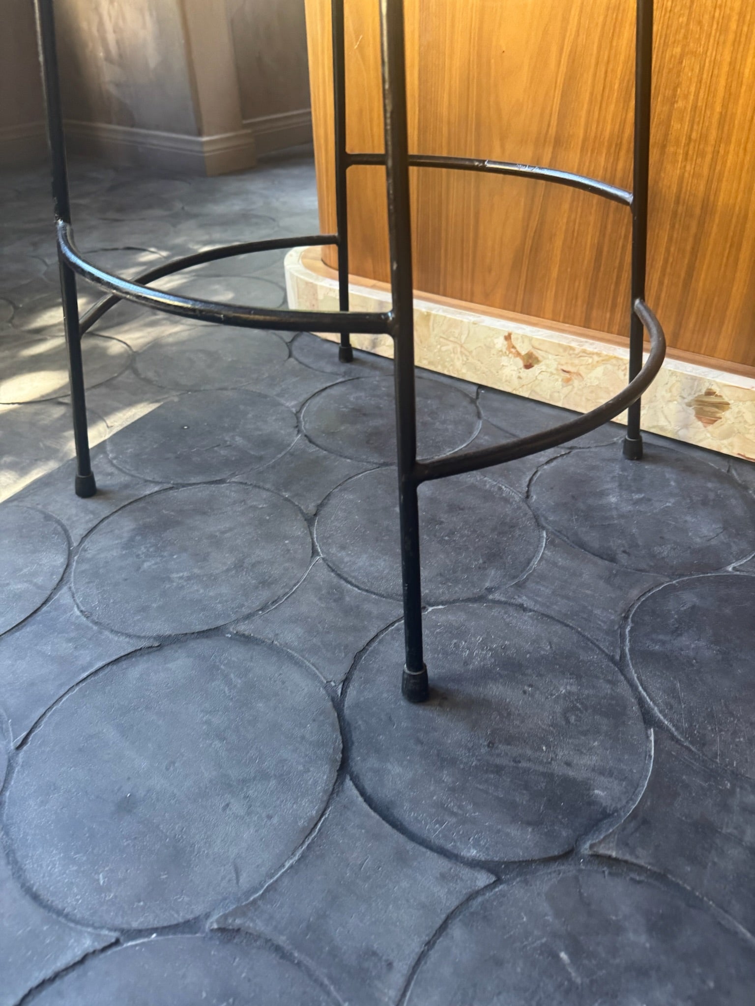 Arthur Umanoff Wicker & Iron Bar Stools – Authentic MCM Sculptural Pair