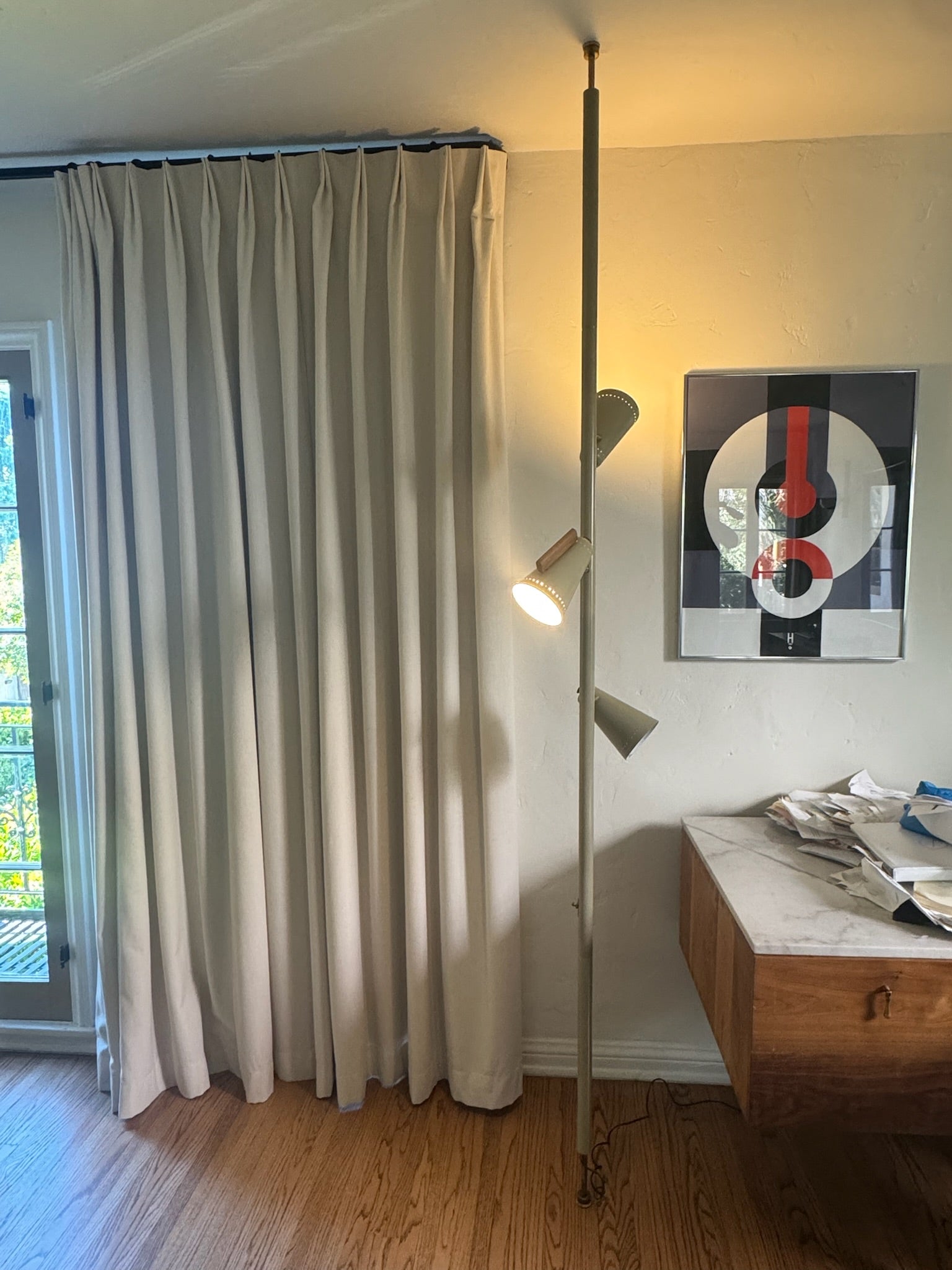 Raymond Loewy Era Stiffel Mid-Century Modern Tension Pole Floor Lamp