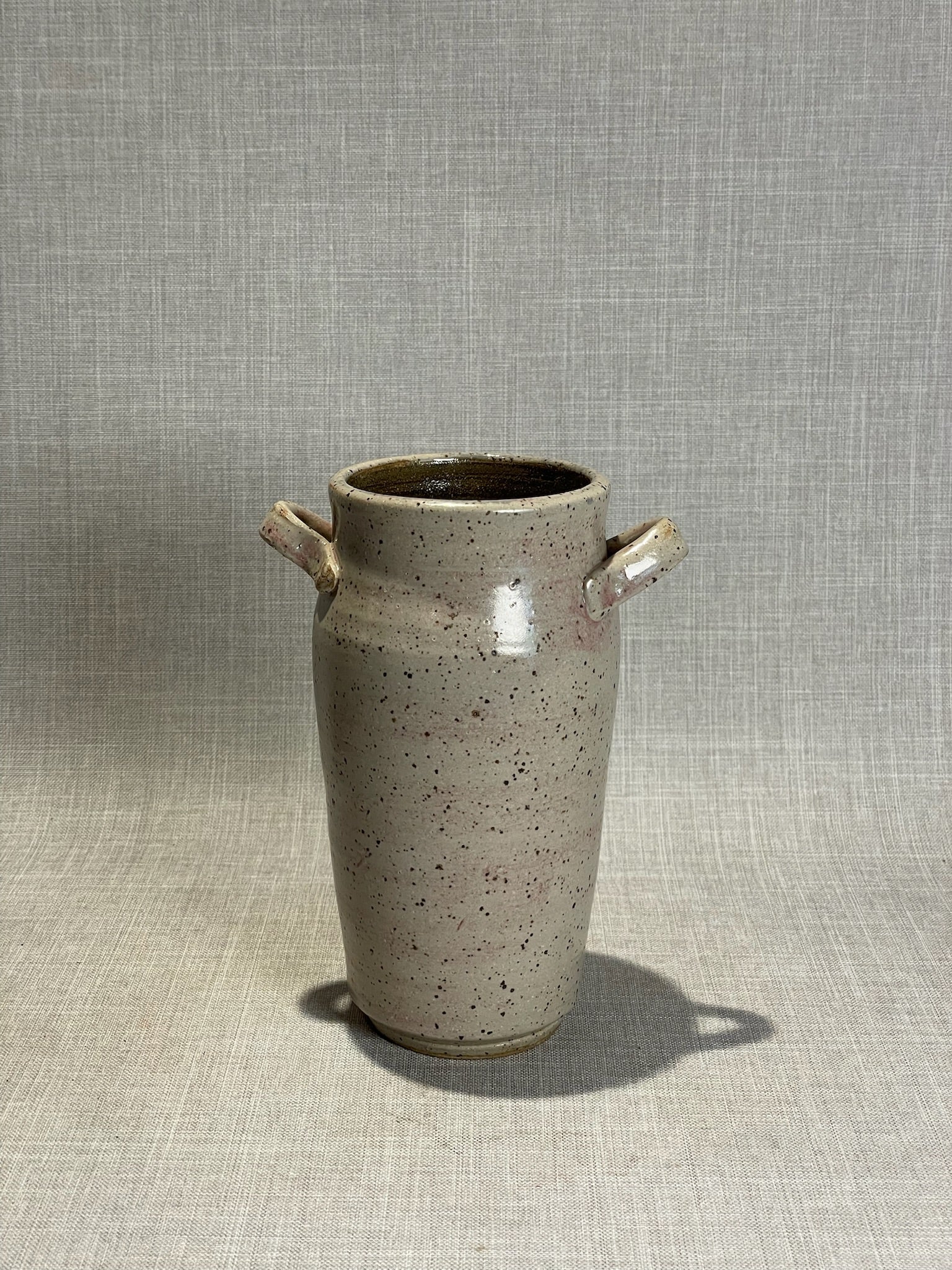 Sandstone Serenity Candle – Handcrafted Minimalist Ceramic Vessel