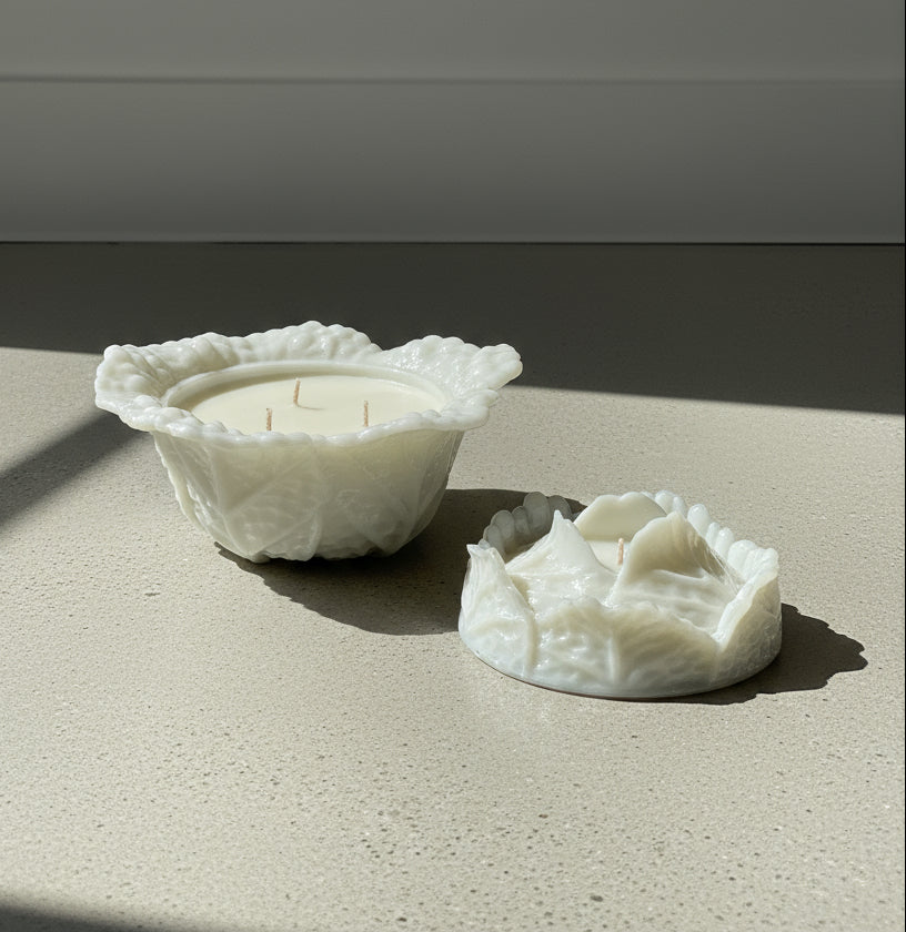 White Blossom Lidded Ceramic Candle – Hand-Poured Triple Wick in Vintage Petal Design