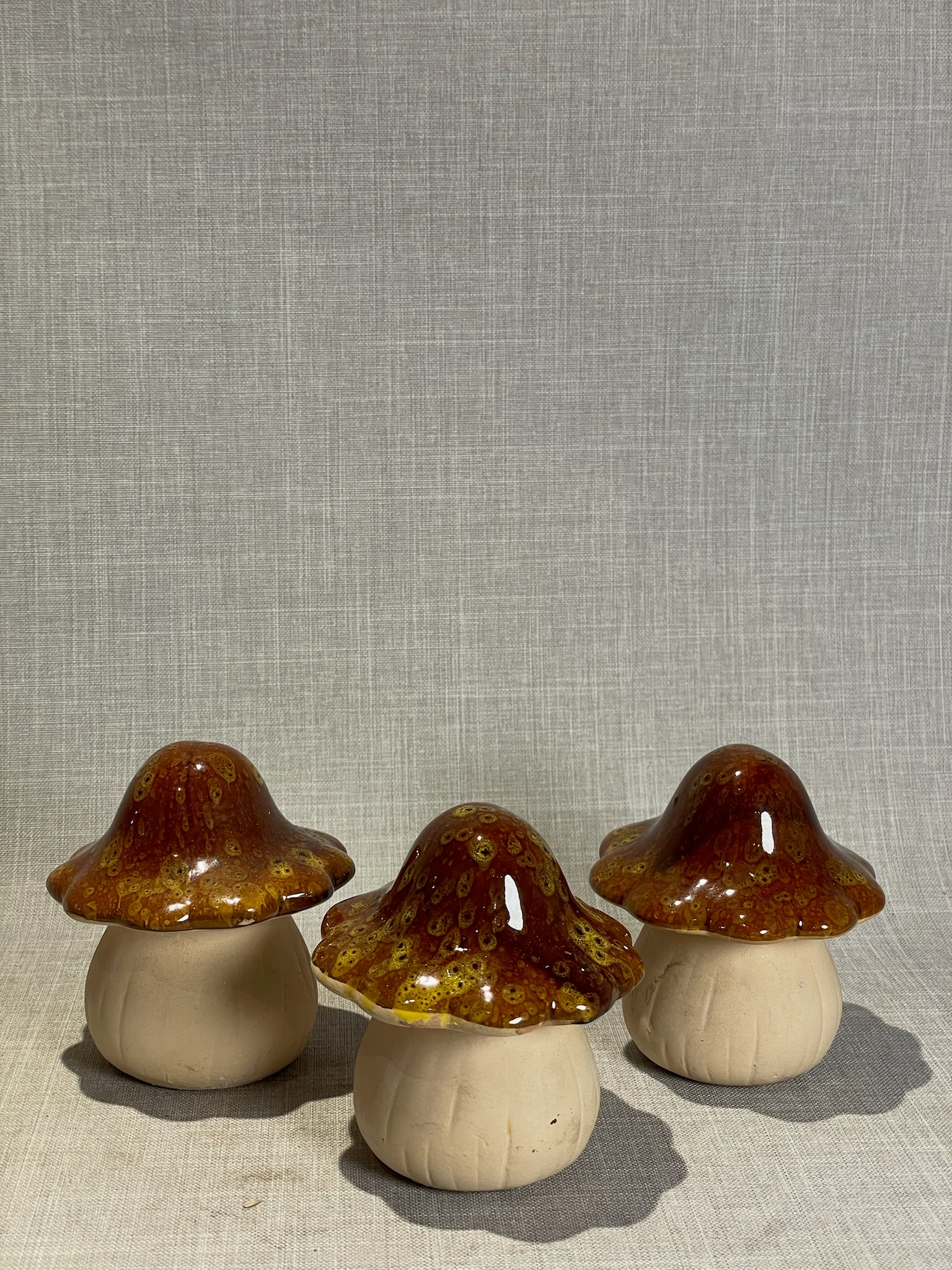 Vintage Style Ceramic Mushroom Sculpture Set – Brown Drip Glaze Cottagecore Decor