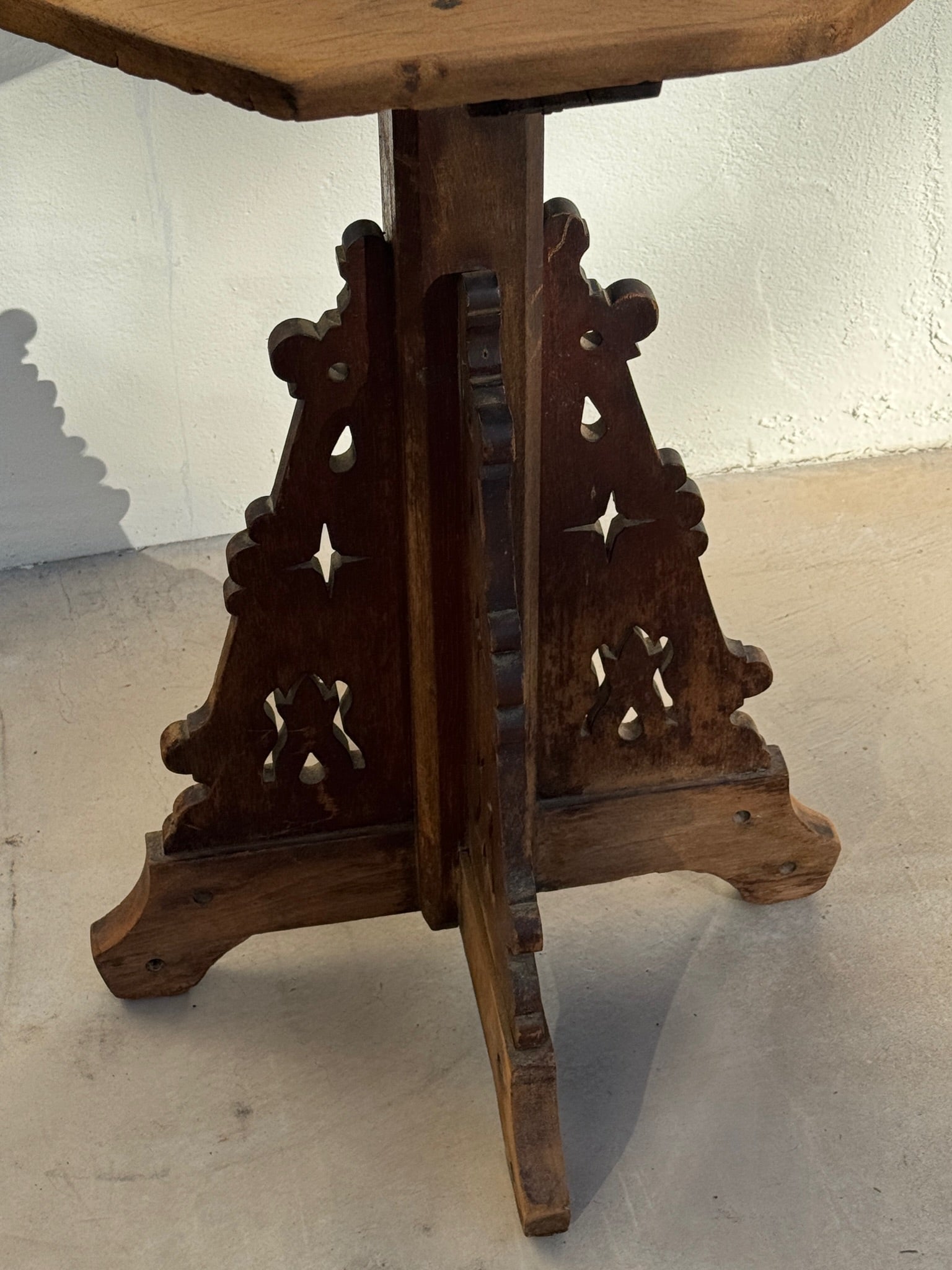 Antique Hand-Carved Gothic Revival Wooden Pedestal Side Table Late 19th Century