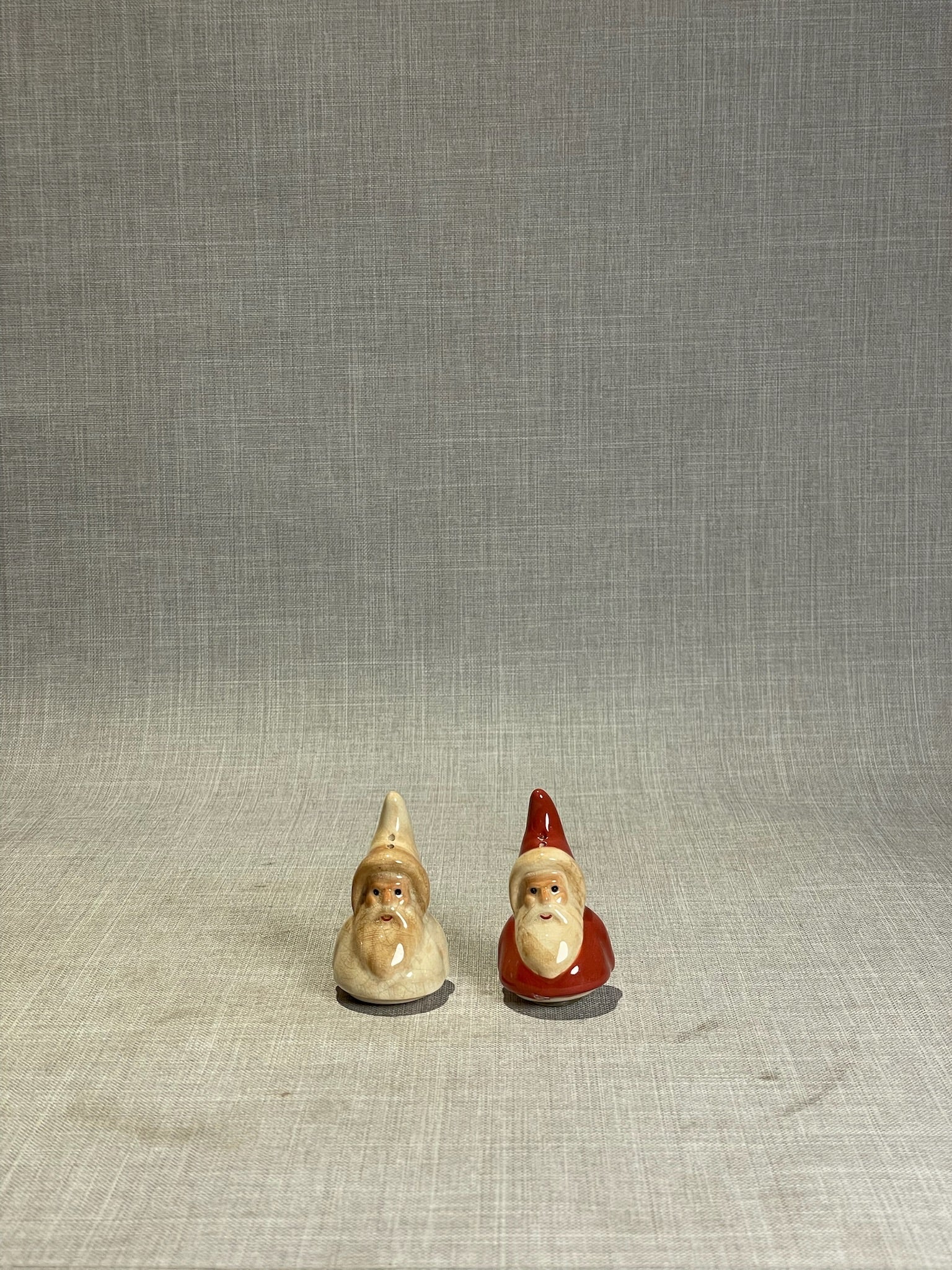 Vintage Ceramic Santa Head Salt & Pepper Shaker Pair – Red & Cream