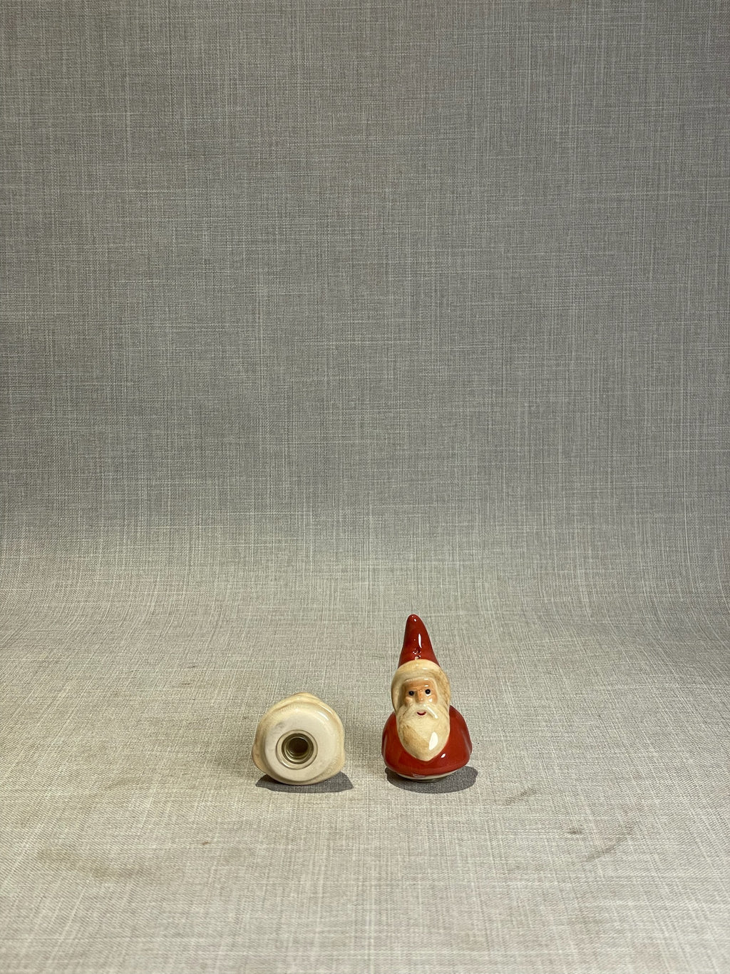 Vintage Ceramic Santa Head Salt & Pepper Shaker Pair – Red & Cream