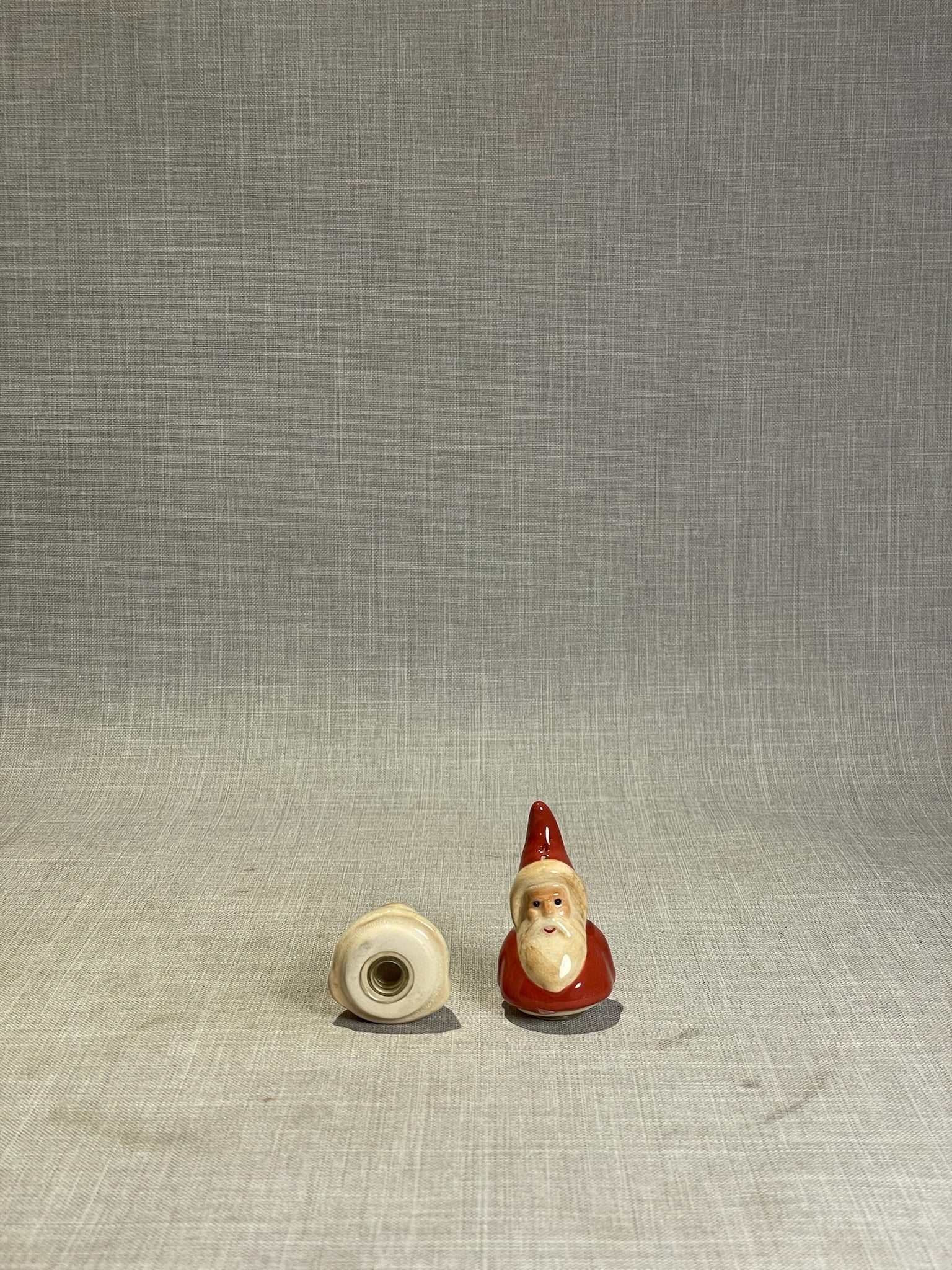 Vintage Ceramic Santa Head Salt & Pepper Shaker Pair – Red & Cream