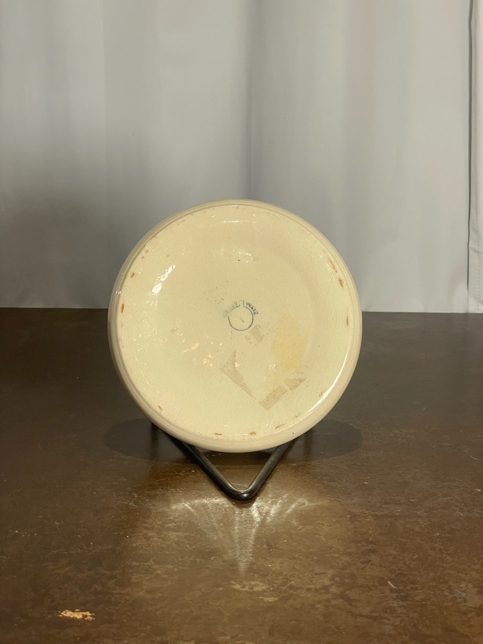 Hand-Painted Duck Motif Ceramic Plate