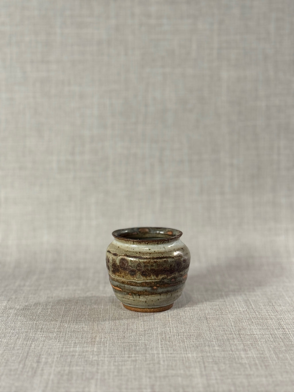 Signed Studio Pottery Urn Vase P.S.E – Brown, Gray & Terracotta Ash Glaze by hommes + gardens estudio