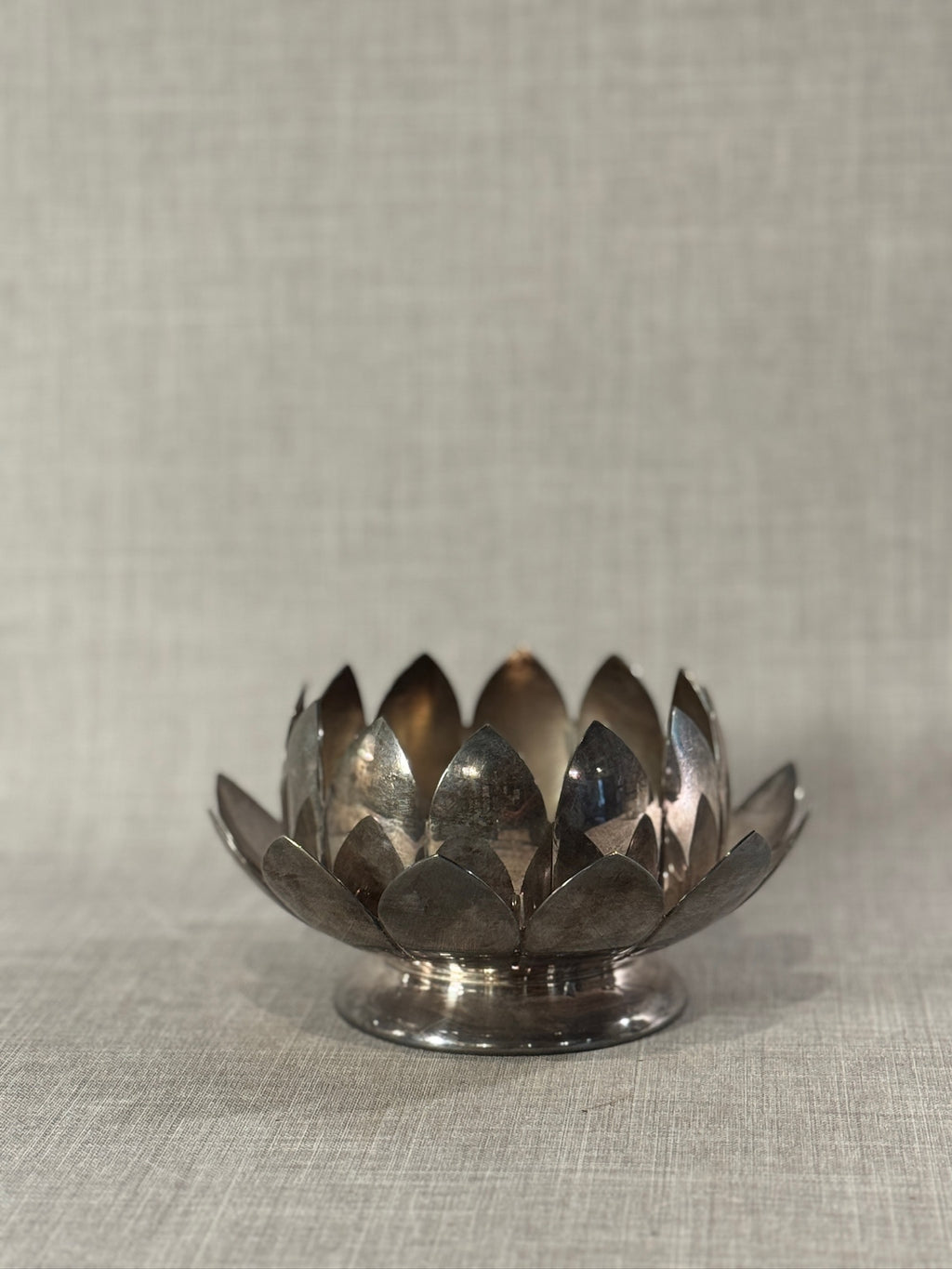 reed and barton two piece lotus serving bowl silverplate