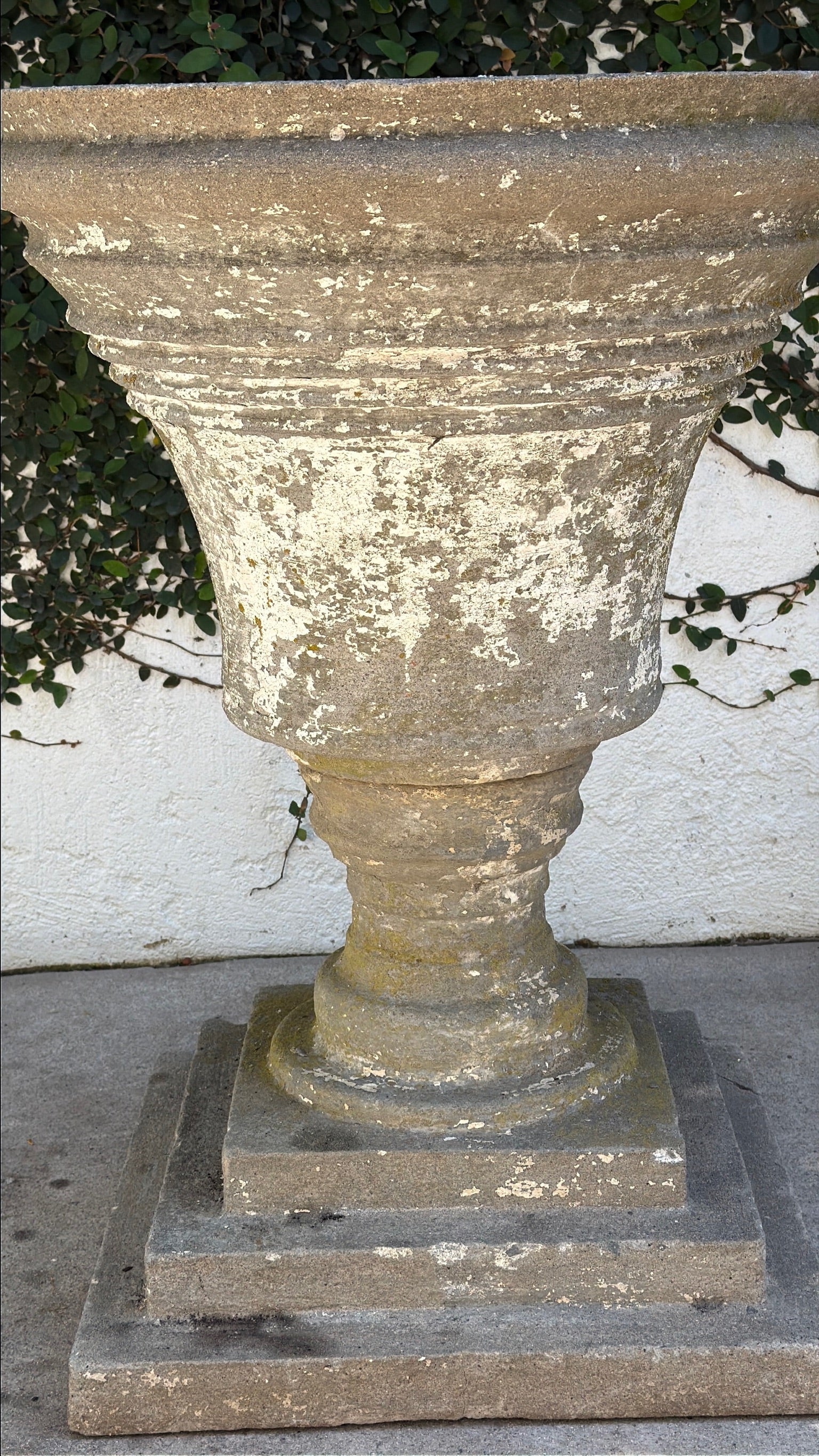 X-Large Classical Cast Concrete Garden Urn Planter on Pedestal Base, 34 Inches